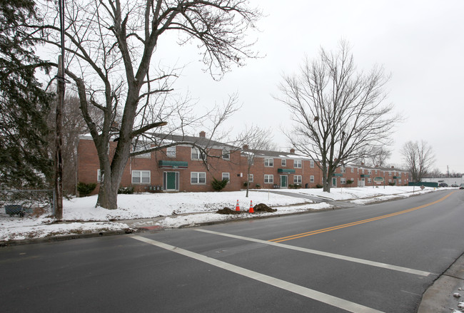 Robinwood Apartments in Columbus, OH - Building Photo - Building Photo