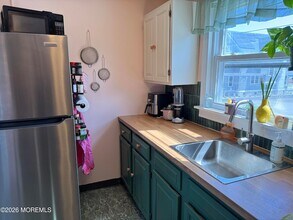 410 Fifth Ave, Unit 2R in Asbury Park, NJ - Building Photo - Building Photo