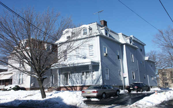 115 W Grand St in Elizabeth, NJ - Building Photo