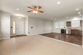 253 Eagle Brook Ln in Buda, TX - Building Photo - Building Photo