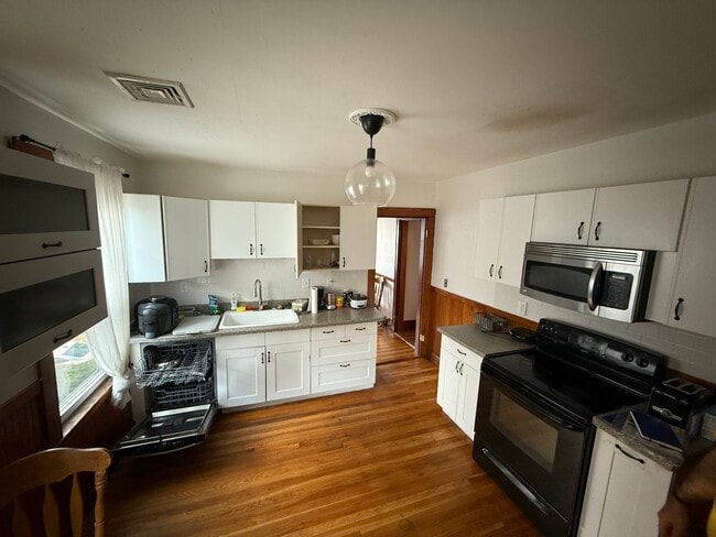 68 Belden St, Unit #2, in Boston, MA - Building Photo - Building Photo