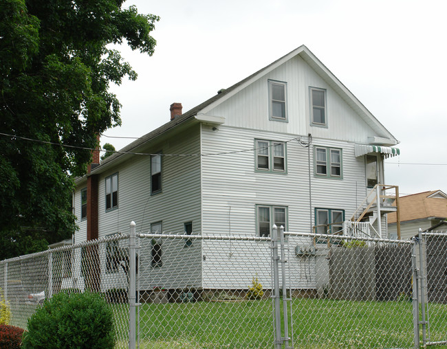 905-907 Masser St in Sunbury, PA - Foto de edificio - Building Photo