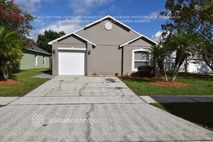 6951 Kelcher Ct in Orlando, FL - Building Photo