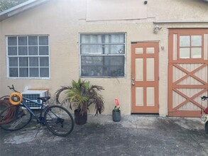 746 NE 80th St in Miami, FL - Building Photo - Building Photo