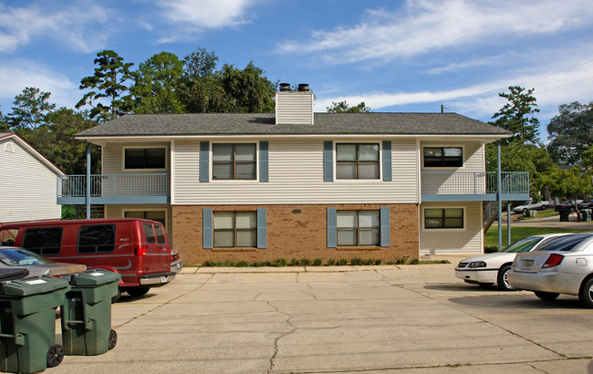 1500 Pullen Rd in Tallahassee, FL - Building Photo - Building Photo