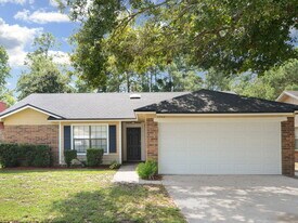 1552 Shearwater Dr in Jacksonville, FL - Building Photo