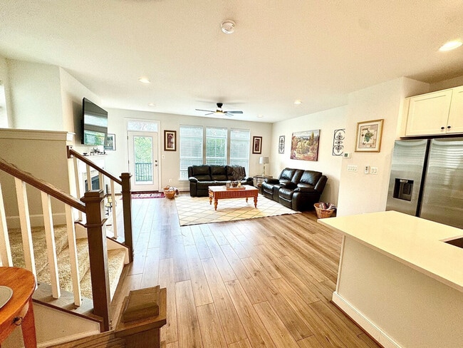 5205 Ridgeview Retreat Dr