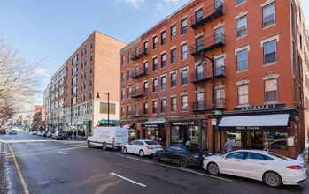11 Grove St, Unit SI ID1364238P in Boston, MA - Foto de edificio - Building Photo
