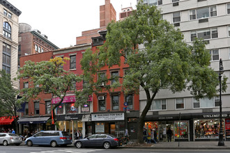 496 Avenue of the Americas in New York, NY - Foto de edificio - Building Photo
