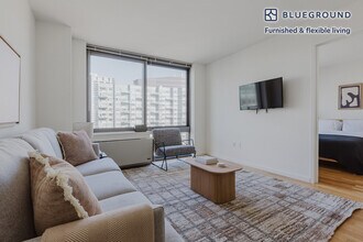 4-75-75 48th Ave in Queens, NY - Building Photo - Building Photo