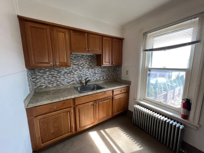 1320 Hamilton St in Allentown, PA - Building Photo - Building Photo