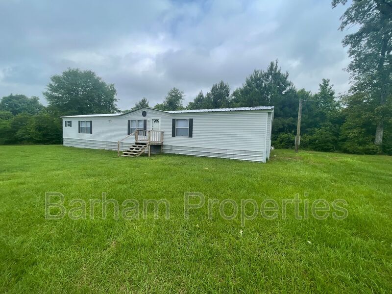 9753 FM226 in Nacogdoches, TX - Building Photo