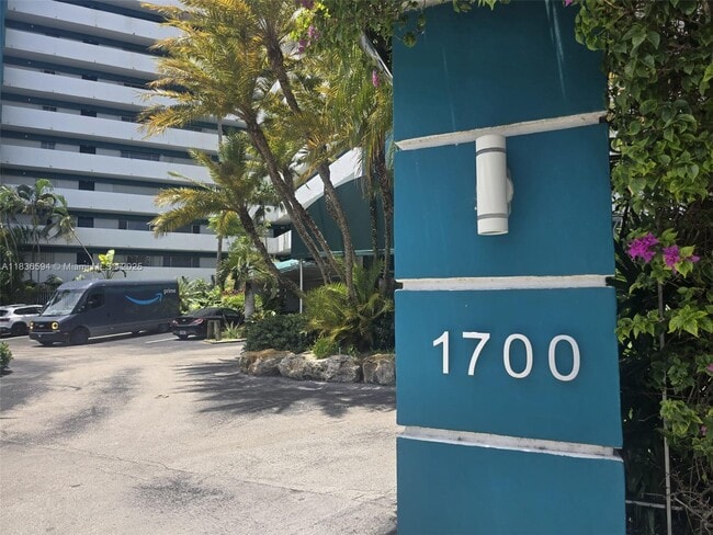 property at 1700 NW N River Dr