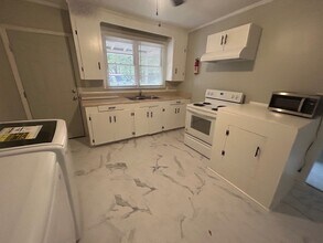 5105 Middleton St in Columbia, SC - Building Photo - Building Photo