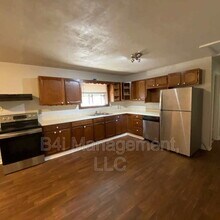 8248 Lake View Terrace in Riverdale, GA - Building Photo - Building Photo