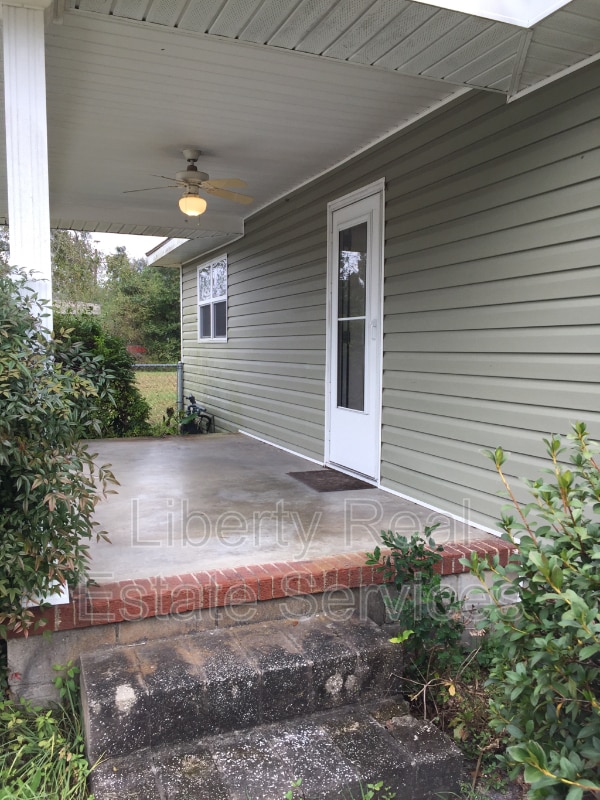 363 S McDonald St in Ludowici, GA - Building Photo - Building Photo