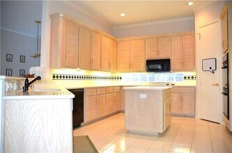 5128 Quail Lake Dr in Dallas, TX - Building Photo - Building Photo