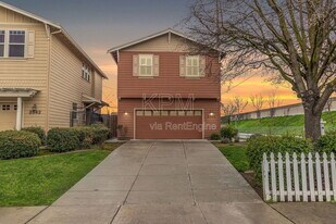 2550 Plymouth Oaks Ct in Stockton, CA - Building Photo