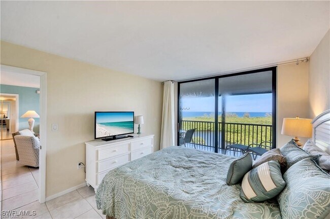 property at 17 Bluebill Ave