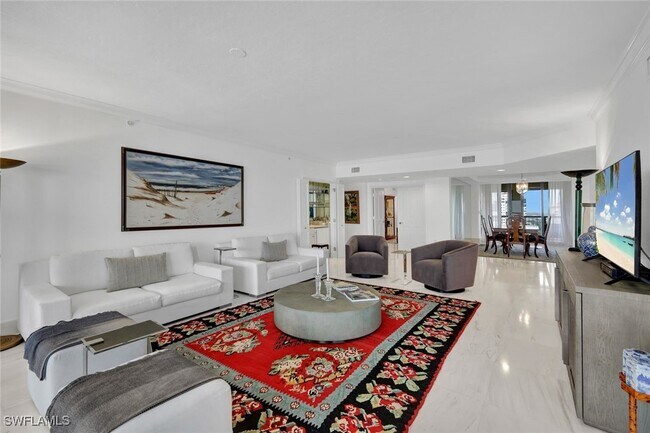 8171 Bay Colony Dr in Naples, FL - Building Photo - Building Photo