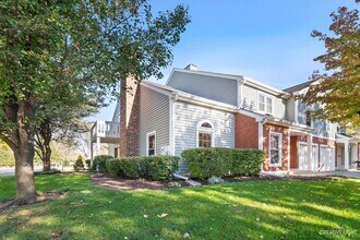 194 S Stonington Dr in Palatine, IL - Building Photo - Building Photo