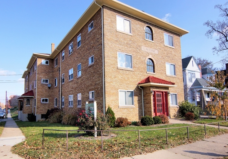 1922 Hopkins Ave in Norwood, OH - Building Photo