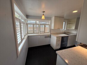 5 Mesa Ave in Mill Valley, CA - Building Photo - Building Photo