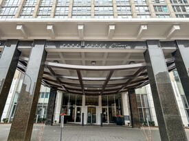 655 W Irving Park Rd in Chicago, IL - Building Photo