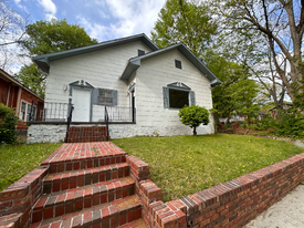 1111 Lawton Pl SW in Atlanta, GA - Building Photo