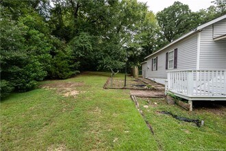 1913 Burnett Ave in Fayetteville, NC - Building Photo - Building Photo