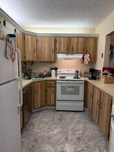 329 Knotty Pine Cir in Greenacres, FL - Foto de edificio - Building Photo