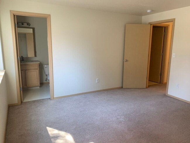 359 NE Lechner St in Camas, WA - Building Photo - Building Photo