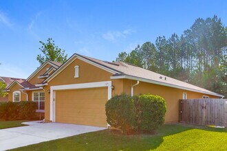 1814 Hollow Glen Dr in Middleburg, FL - Building Photo - Building Photo