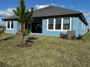 2658 Wise River Ln in Zephyrhills, FL - Building Photo - Building Photo