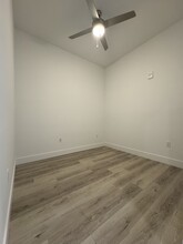 163 NW 26th St, Unit A1 in Miami, FL - Building Photo - Building Photo