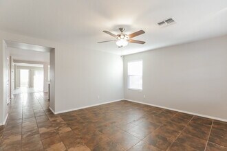 7123 S 31st Dr in Phoenix, AZ - Building Photo - Building Photo