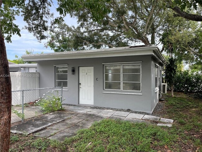property at 325 SW 14th Ct
