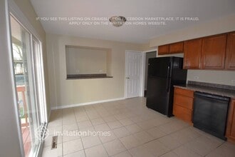 337 E Fullerton Ave in Glendale Heights, IL - Building Photo - Building Photo