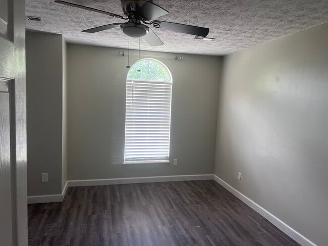 6237 Rexburg Dr in Knoxville, TN - Building Photo - Building Photo