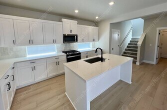 20863 SE Caldera Dr in Bend, OR - Building Photo - Building Photo