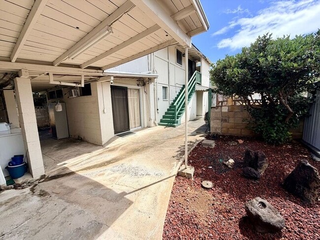 property at 1347 Palolo Ave