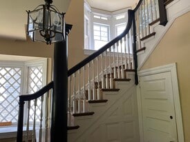 7936 Montgomery Ave, Unit 1st floor in Elkins Park, PA - Building Photo