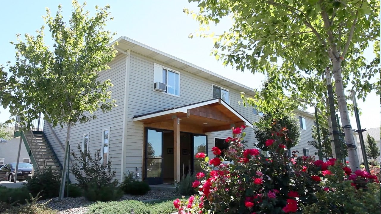 Baker Apartments in Ellensburg, WA - Foto de edificio