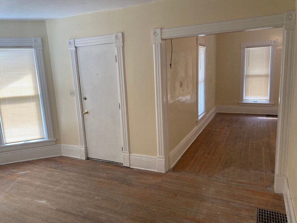 1330 S 9th St in Lincoln, NE - Building Photo