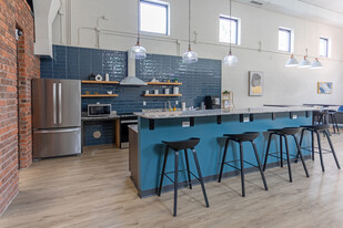 Heatherwood Apartments | MODERNIZED LIVING in West St. Paul, MN - Building Photo