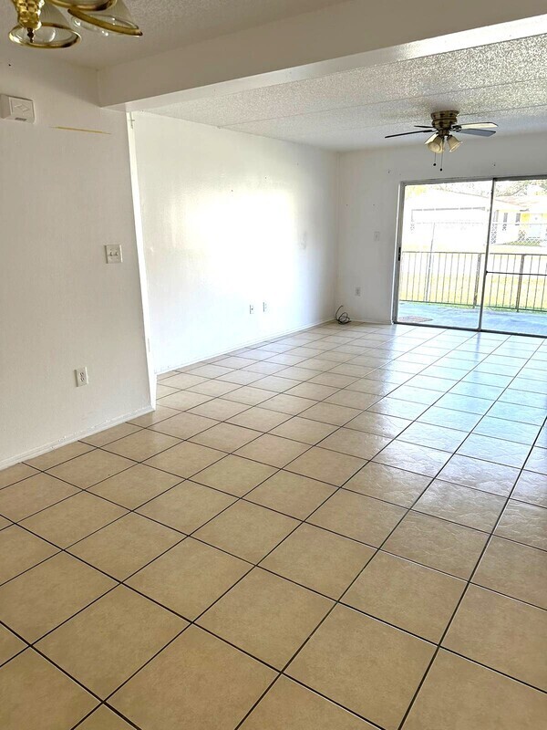 6513 Dumont Ave in Pine Castle, FL - Building Photo - Building Photo