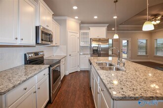 275 Caudle Dr in Madison, AL - Building Photo - Building Photo