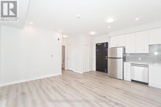 1350 Hemlock Rd in Ottawa, ON - Building Photo - Building Photo