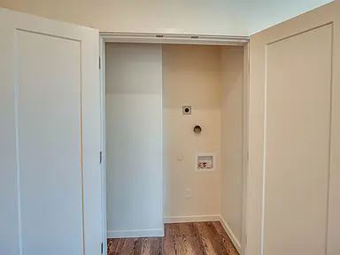 557 Oppenheimer Dr in Los Alamos, NM - Building Photo