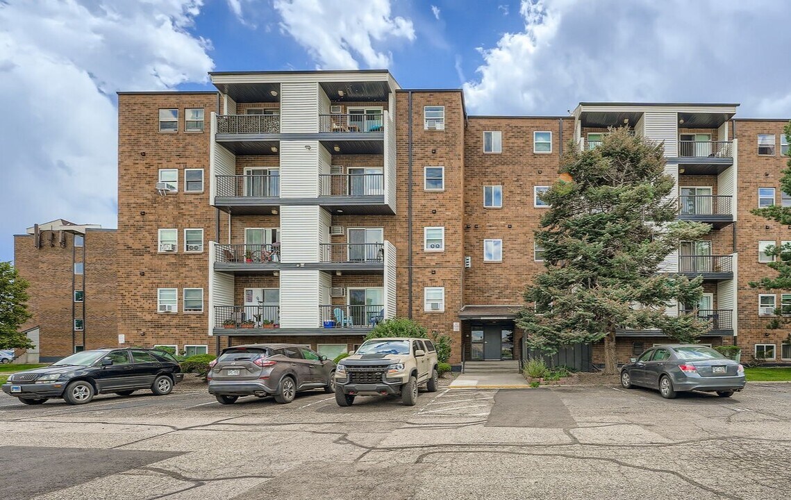 1200 Golden Cir in Golden, CO - Building Photo